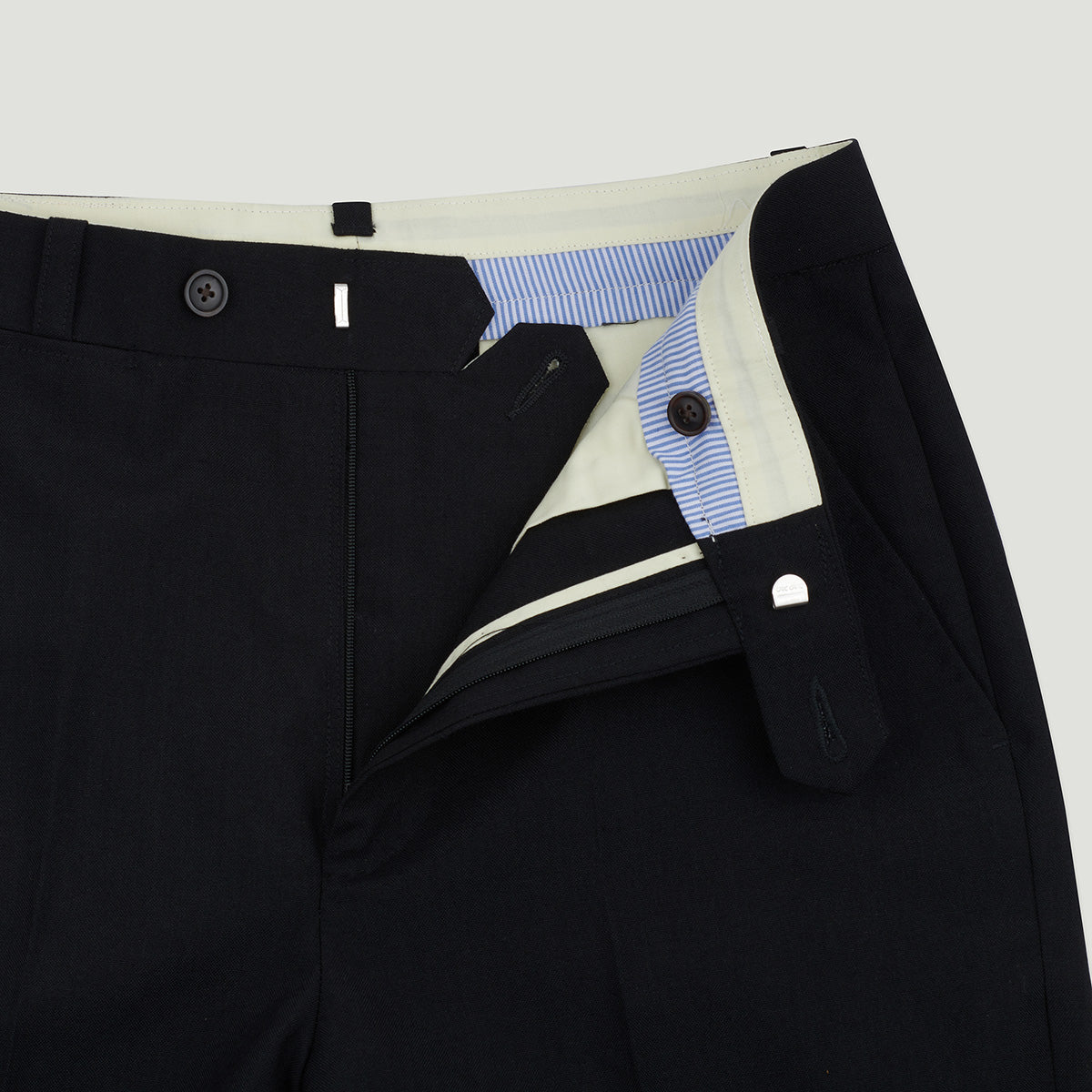 Diplomate X Korakot Wool Blend Black