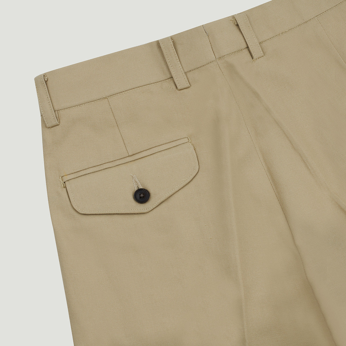 Beige Cotton-Linen Double Forward Pleated Shorts